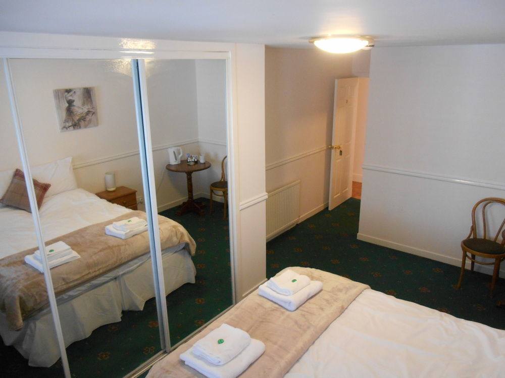 Airlie Arms 2* Kirriemuir