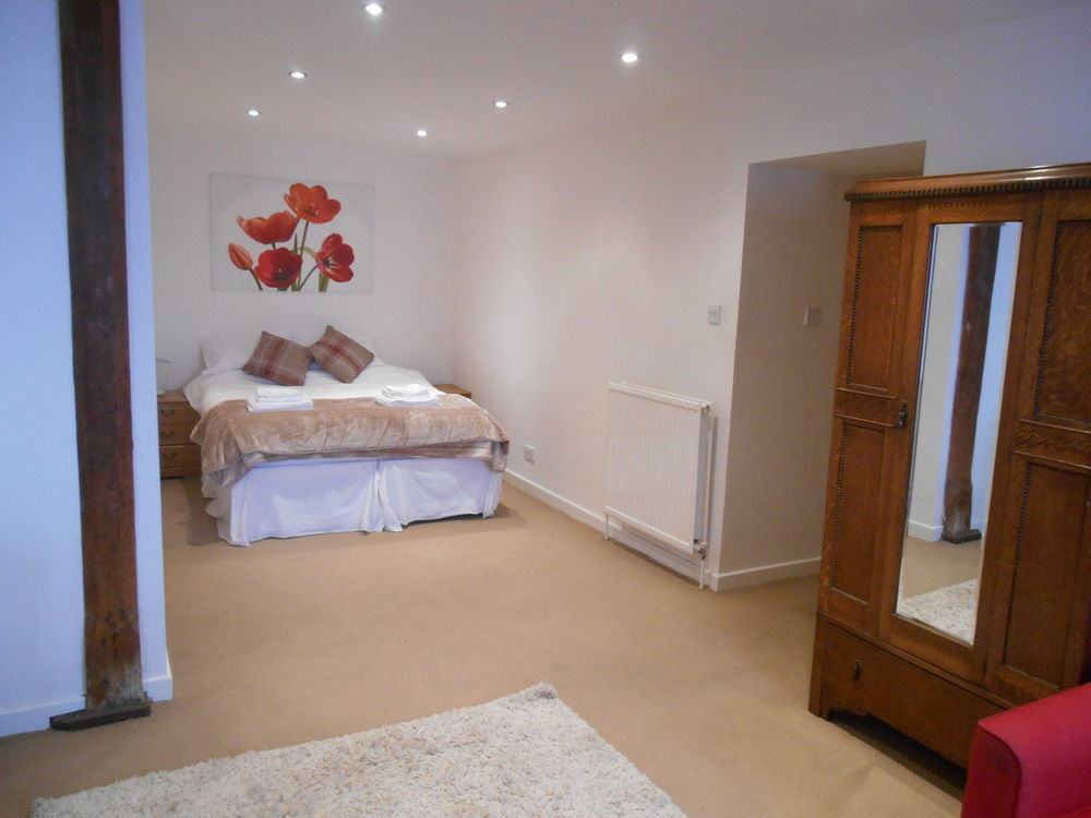 Hotel Airlie Arms 2*